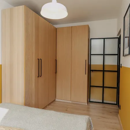 Stylowe Mieszkanie Blisko Targow